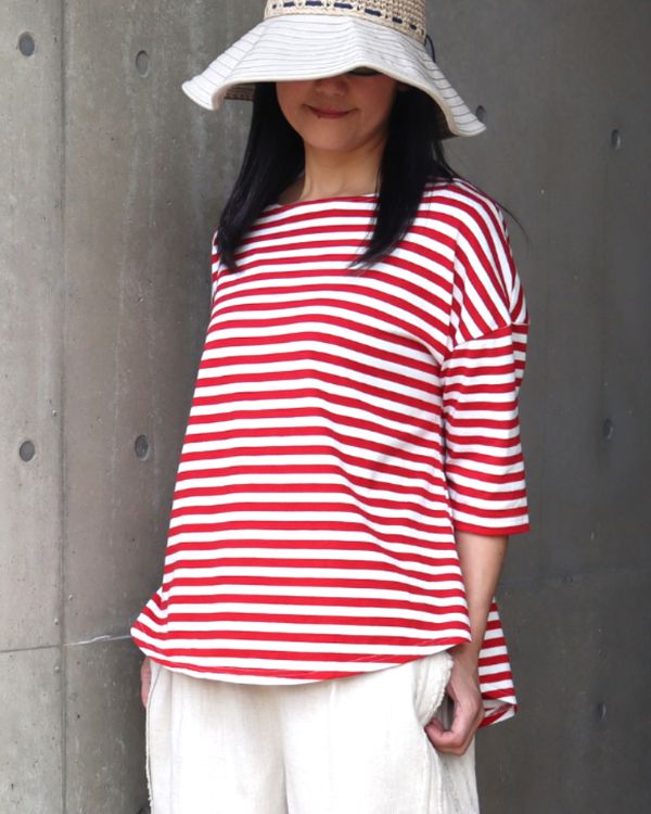 赤白ボーダーシャツの正面上半身正面｜名古屋覚王山コッピアーナ